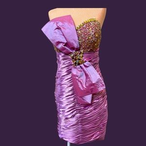 Strapless Beaded Gown Size 8 Terani Couture Extra Sparkle Lavender with Bow